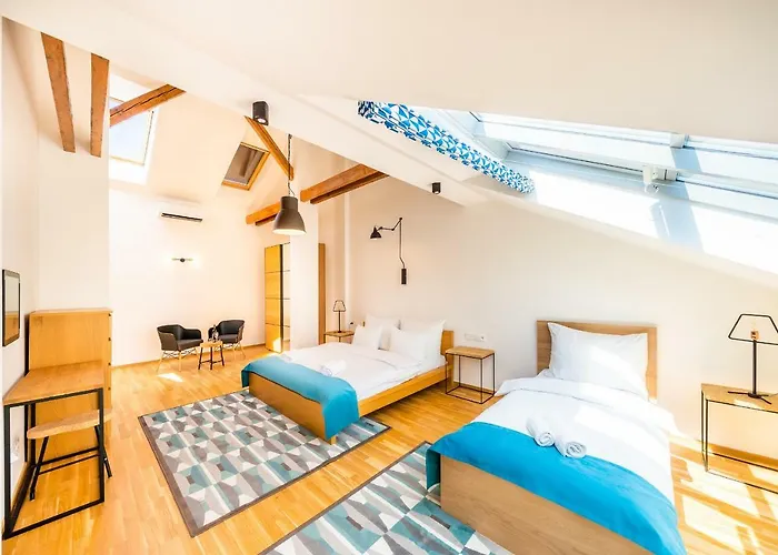 Appartement 5br+3.5bt Wilson Apt. *