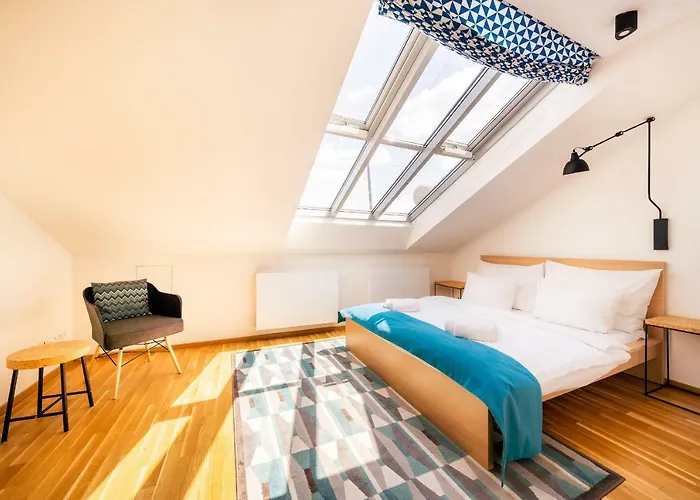 Апартаменты 5br+3.5bt Wilson Apt. *