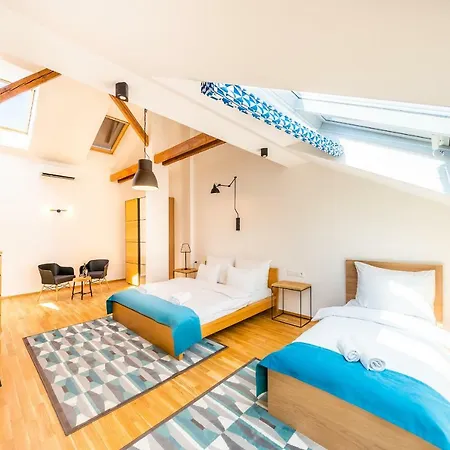 Апартаменты 5br+3.5bt Wilson Apt. *